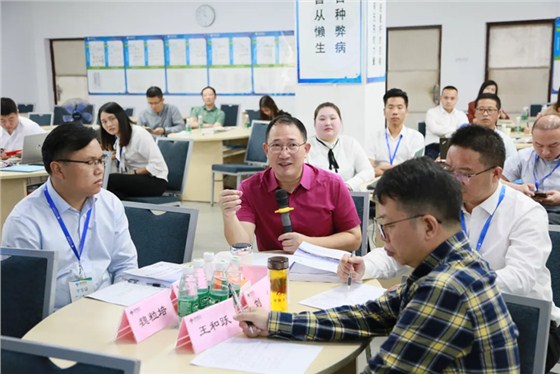 单仁博士现场指导