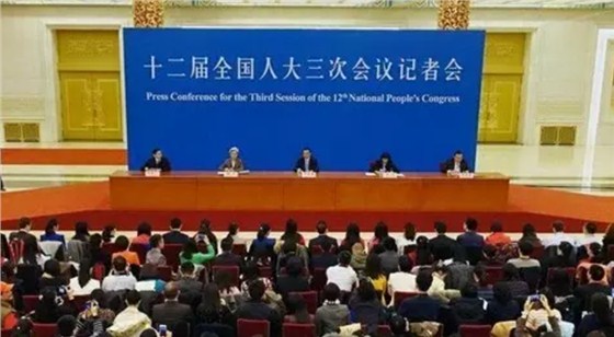 李克强就十二届全国人大三次会议的中外记者提问作答