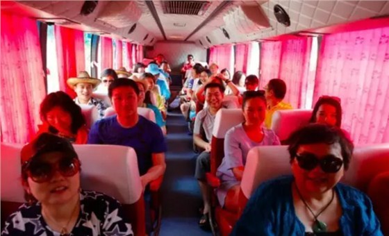旅行团队