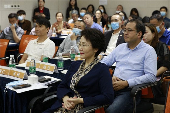 无论外部环境如何变化，不变的是要始终把握行业的本质，坚守核心能力建设并且为他人或者用户创造价值。&rdquo;单博士强调道。
