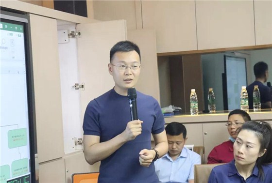 ▲苏州分公司卢清阳总经理分享经营心得