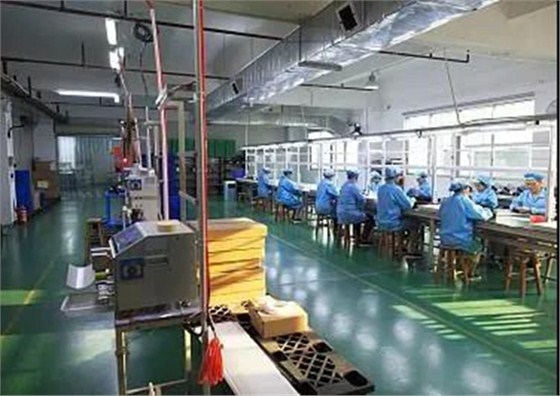 ▲简实灯具生产车间